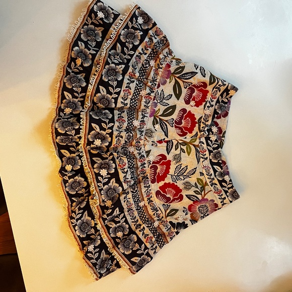 Farm Rio Romantic Garden Summer Set - M skirt L top - Picture 3 of 11